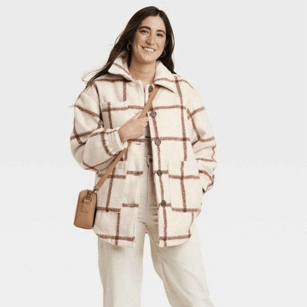 Universal Thread Cream Plaid